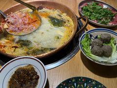 -洱火云南酸菜牛肉火锅(石景山当代商城店)