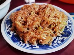 炒酸菜-老李客栈民宿餐厅