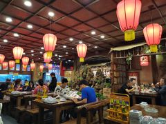 大堂-一品江湖烧烤餐厅
