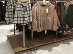 -优衣库(石家庄裕华万达广场店)