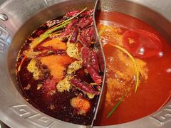 -大芊金重庆串串火锅(南京路店)