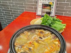 -菌之家·专业纯野生菌火锅·特色炒菌