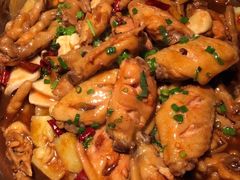 鸡翅煲-胖哥俩肉蟹煲(来福士店)