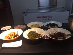 -感恩心素食馆(百世广场店)