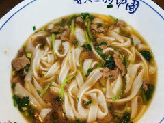 -裕新楼粉面馆·石磨手工粉(四方坪店)