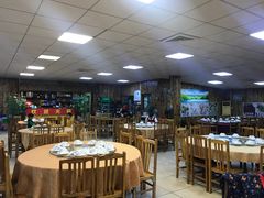 大堂-幽优农庄·森波拉特色本地农家菜