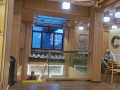 -霸王茶姬(南强街店)