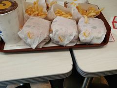 -华莱士·炸鸡汉堡(山水华庭店)