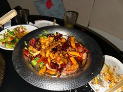 -辣尚瘾·烤鱼·新川菜(牡丹园直营店)