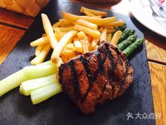 -Geneva日内瓦餐厅(西郊宝成花苑店)