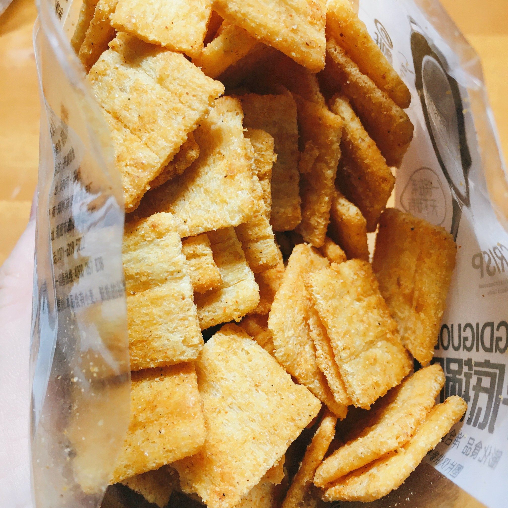 嵩山平底锅巴,7.5左右一箱,一箱里有5