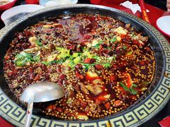 -烧哥美蛙肥肠鱼火锅·十五年社区店