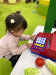 -莫莉幻想儿童乐园(武汉保利广场店)