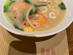 -荣家黄鱼面(南京西路店)