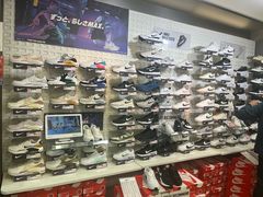 -ABC MART(心斎橋店)