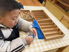 -瑞恩宝感统训练·语言提升·蒙氏托育中心