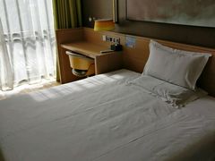 -路客HOTELS酒店(广州东站林和西地铁站店)