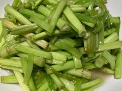 清炒水芹菜-湘味淳(千禧街店)