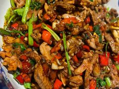 -黄泥岗·地道湖北菜(奥特莱斯店)