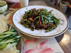 尖椒拆骨肉（开胃下酒）-石老头关东饺子王·东北菜(嘉华鑫城店)