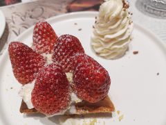 鲜奶油草莓华夫-娜娜家·Nana's restaurant(国金汇店)