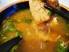-瞪眼牛煎包·大锅牛肉汤(懿德城店)