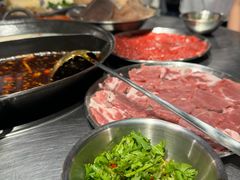 -鹿鸣山草本茶香火锅(园西路店)