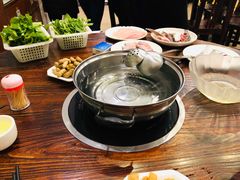 -正能量脆肉鲩火锅