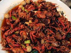 -临界音乐酒馆·小龙虾·江湖菜(华熙LIVE·鱼洞店)