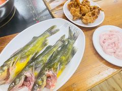 -苗伯妈酸汤火锅
