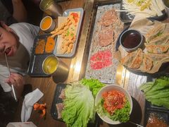-新石器烤肉(中房金谊广场店)