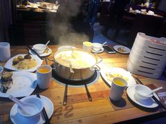 -蒙肥羊·酸汤潮牛·鲜牛肉火锅烤肉自助(岗顶店)