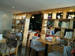 大堂-董小姐咖妃·咖啡·简餐.意面(松江大学城店)