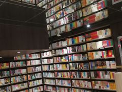 -钟书阁(群光广场店)