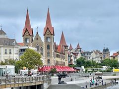 -烟台海昌鲸鲨海洋公园