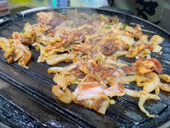 招牌酸菜猪五花肉-北京小炮儿炙子烤肉·铜锅涮肉(珠江路店)