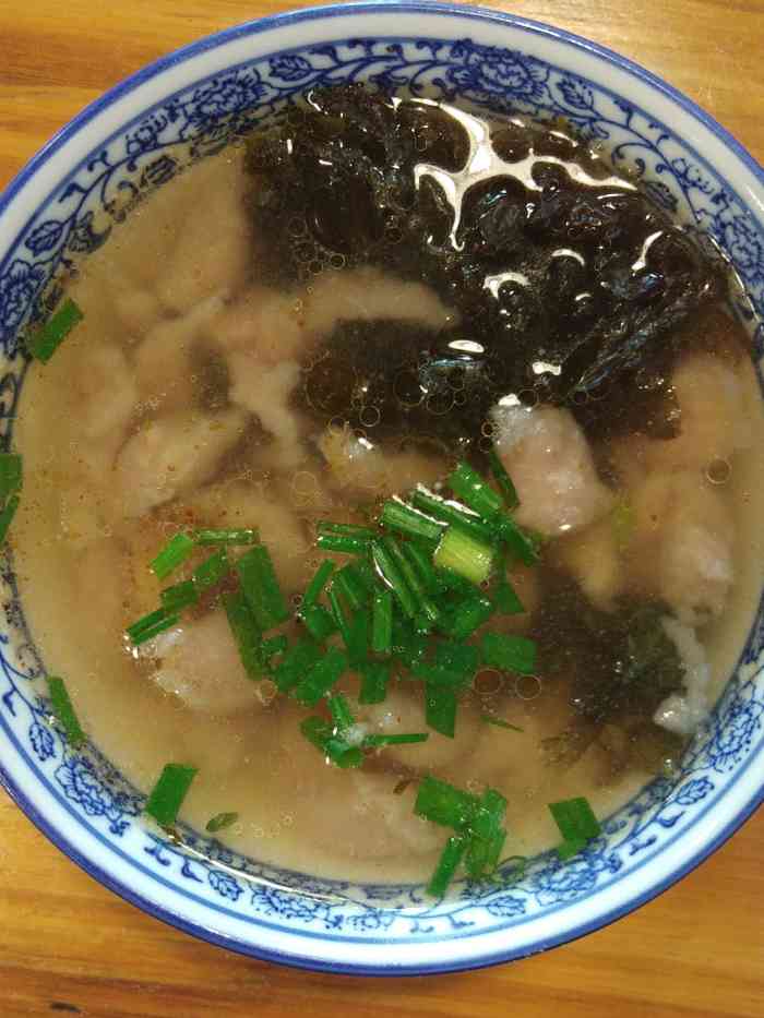 龙游风味六代手工面-"骆家庄西苑一区这边新开的店,开了有段时间.