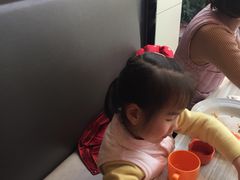 -必胜客(武汉欢乐谷店)