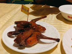 驰名石岐乳鸽-石岐佬中山菜馆(张溪店)