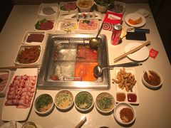 -海底捞火锅鲜切牛肉主题店(长寿路店)