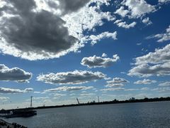 -人民防洪胜利纪念塔