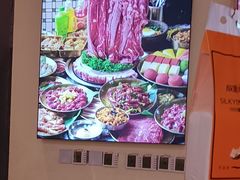 -哈哈碳都·牛肋条无限自助烤肉(宝龙店)