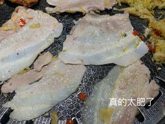 酸菜五花肉-马路牙子烧烤音乐酒馆(望京店)