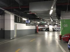 -梅赛德斯奔驰文化中心·停车场