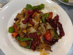 -汗腾格里·风味餐厅(新疆驻京办店)