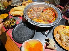 -牛New寿喜烧(虹桥新天地店)