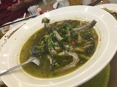 -顺峰渔港中国人的餐厅
