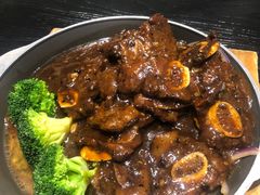 -隆江大酒店(雯婕商务楼店)