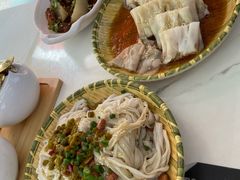 -吴一川韭香粉皮(丽香苑分店)