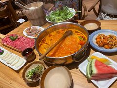 -黔诚多彩火锅(甲秀楼店)